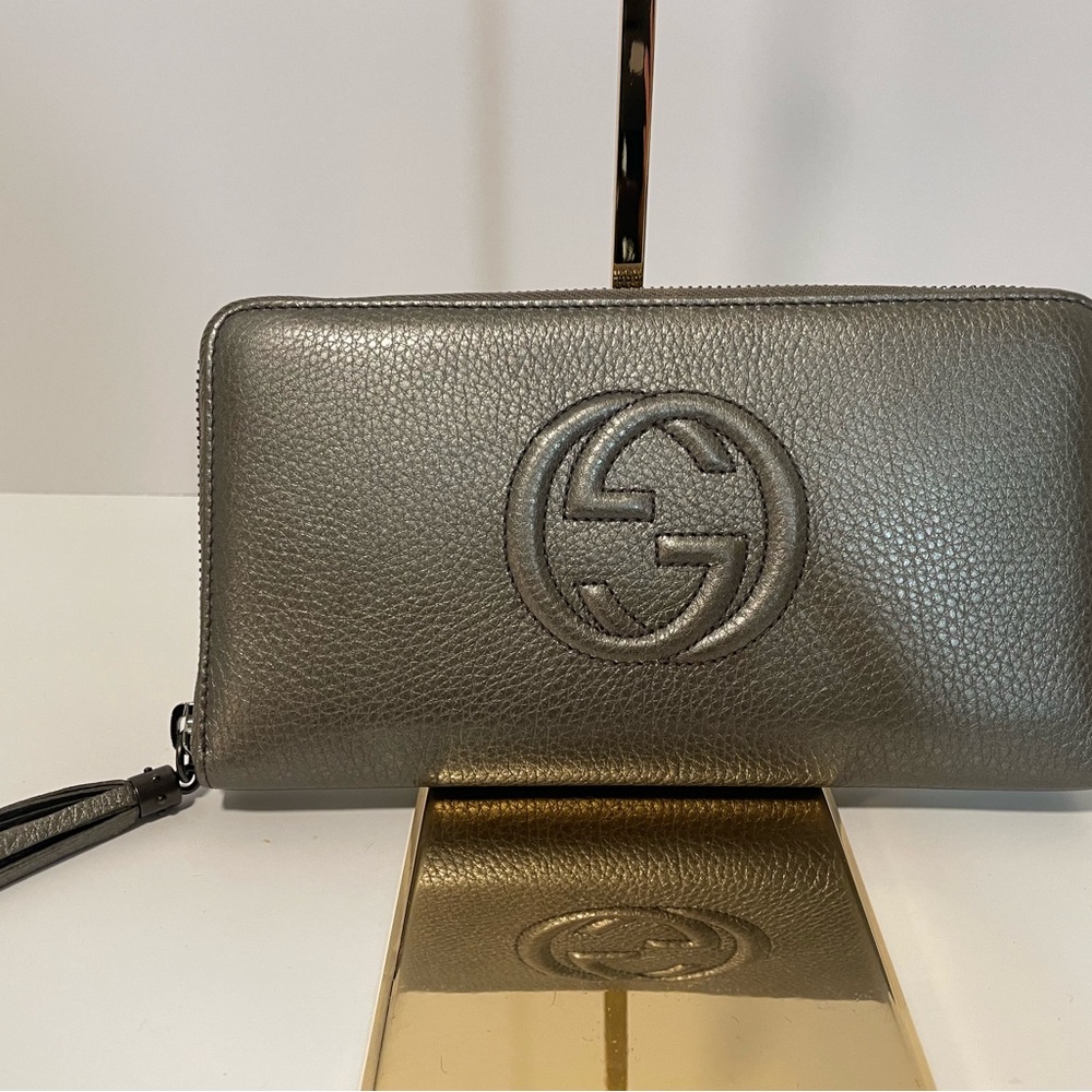 Gucci Soho Travel Size Zip Wallet